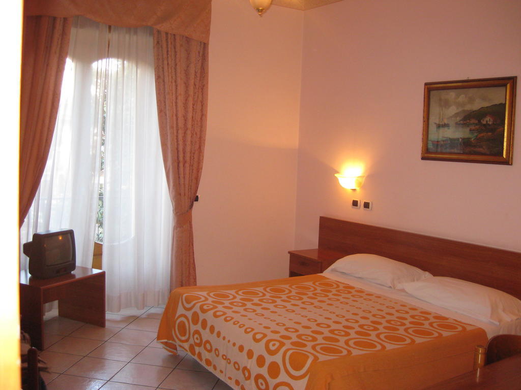 Hotel Gentile Pianillo الغرفة الصورة